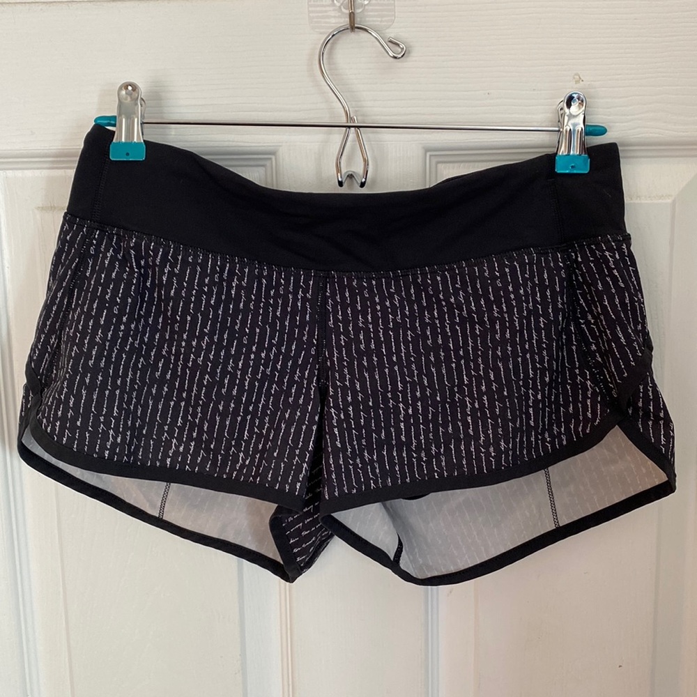 Lululemon Speed-up shorts, 2.5”, size 6, blk/white